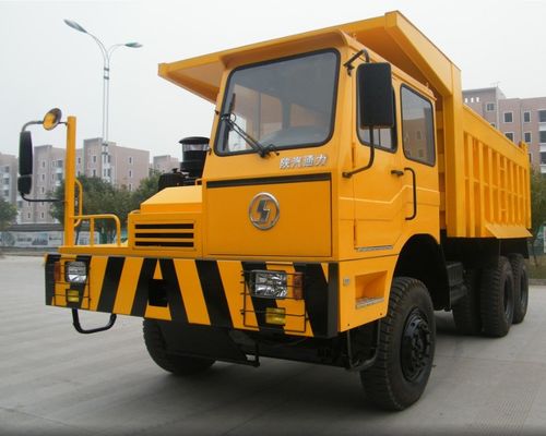 Op maat gemaakte 6×4 revolutionaire HOWO Hova 70t mijn dump voor uw klant vereisten