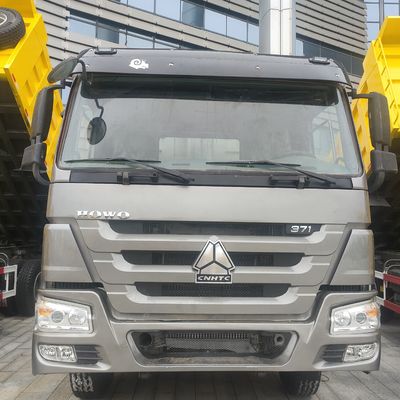 Verkoop 6x4 10 wielen gebruikte HOWO dumptruck naverkoopservice voor 6 maanden
