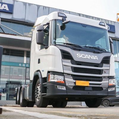 8700.000kg Scania National VI 450 pk G-serie 6X2r trekker model met handgeschakelde versnellingsbak