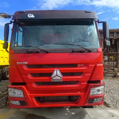 2024 Gebruikte zware vrachtwagen HOWO Dump truck met banden en koolstofstaal vrachtdoos