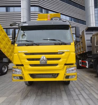 Krachtige motorcapaciteit Truck trekkerkop met 600L brandstoftank en luchtophangstoel