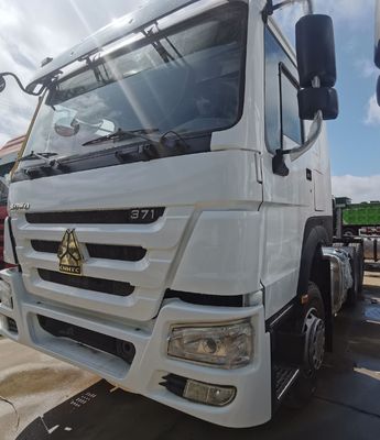 Trekkende Semi-trailer 371HP HOWO Zware trekker met 1000L brandstoftank Euro2/Euro3/Euro4