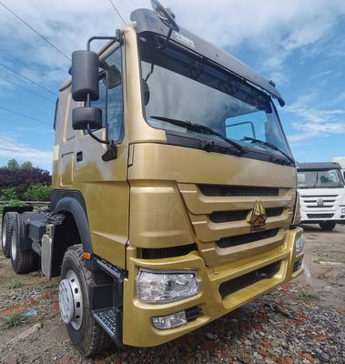 Gebruikte HOWO-tractortruck met 1000L brandstoftank Euro2/Euro3/Euro4 emissiestandaard sleep