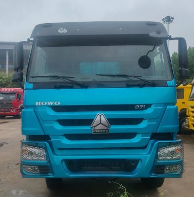 8800.000kg Pakket Bruto Gewicht Zware vrachtwagen HOWO 8X4 Wielen Dump Truck voor mijnbouw