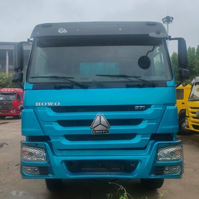 Transportoplossingen Zware vrachtwagen HOWO 8X4 Dump Truck en brandstoftank 400L sleepwagen