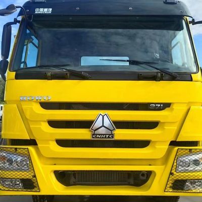 Handgestuurd Sinotruk Chassis 371HP Zelfdumping Truck met hydraulisch stuur