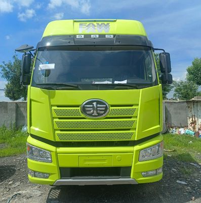 Tubeless Tire Design Economisch FAW Jiefang J6p420HP Diesel zware vrachtwagen voor logistiek