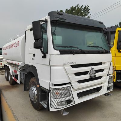 Sinotruk Chassis 20tons Gebruikte HOWO 6X4 Waterlevering Truck Watertanker Truck met band