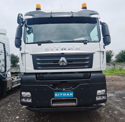 390 pk Sinotruk Sitrak tractor met luchtophanging zit en 6 maanden naverkoopservice