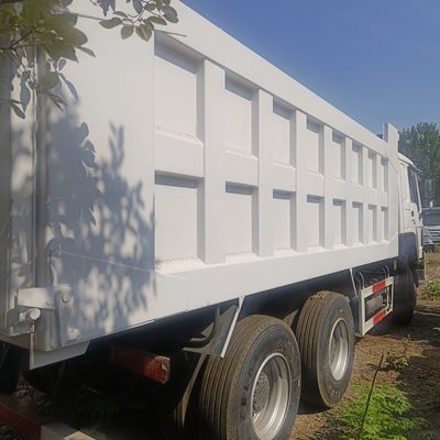 Manuele transmissie 371 pk 6x4 dumptruck met Cnhtc Haowo en dieselmotor