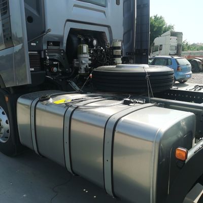 Sinotruk HOWO Max460 Stock Car Best verkochte vrachtwagen voor ≤5 zitplaatsen en op maat gemaakte kenmerken