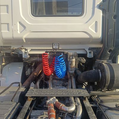 Hydraulisch stuur Shacman X3000 Heavy Duty Tractor Trailer voor het slepen van hoge paardenkracht