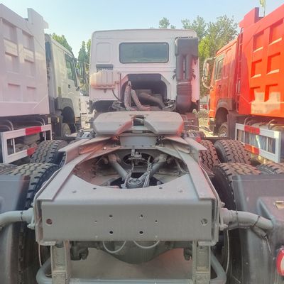 Volledige betaling zware 400 pk HOWO trekker aanhangwagen vrachtwagen met handgeschakeld type