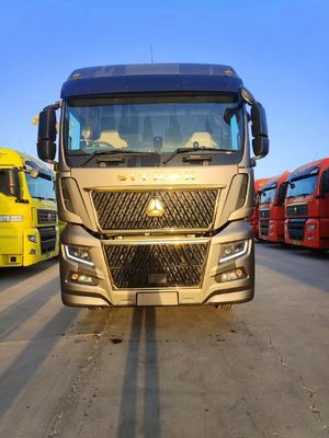 4×2 aandrijflijn Kleur aanpasbaar zware aanhangwagen brandstoftank kit 31-40t laadvermogen