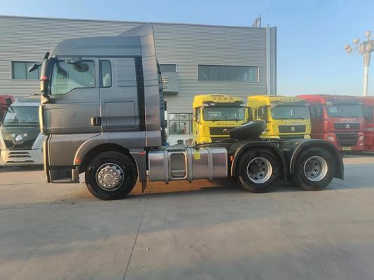 4×2 aandrijflijn Kleur aanpasbaar zware aanhangwagen brandstoftank kit 31-40t laadvermogen