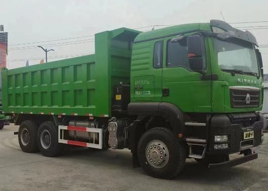 Hydraulisch stuur met krachtassistentie aangepaste kleur 6X4 Sinotruk Chassis Dump Truck