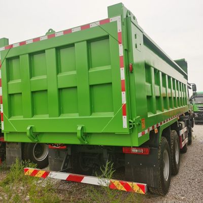 Stedelijke bouwmaterialen Zware vrachtwagen Hongyan Dump Truck met airconditioning en cabine
