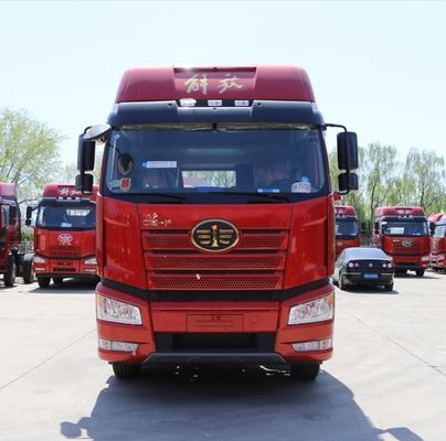 Bandenontwerp zonder binnenband FAW Sinotruk Jh6p 420HP op zwaar werk berekende LNG-tractorvrachtwagen ZZ4257N3247E1H