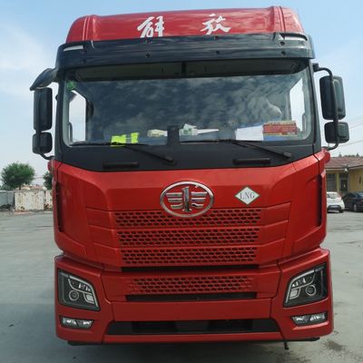 Op maat gemaakte Euro 5 Heavy Duty Air Suspension Tractor Sinotruck Dump Truck Performance
