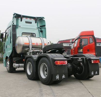 Hoog koppel gebruikt FAW J6V CNG 375/420HP Traktor Truck hoofd met meerdere vooruitversnellingen