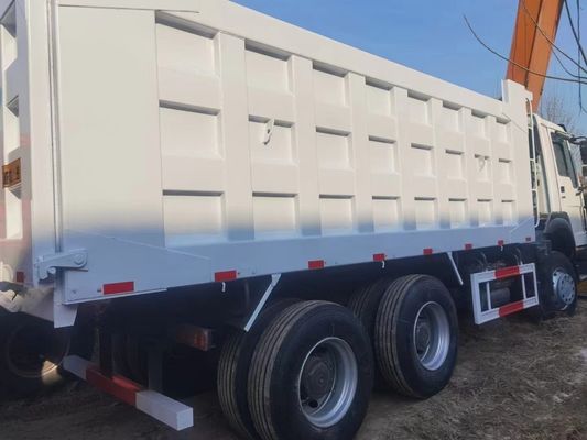Shacman F3000 8X4 375HP Gebruikte dumptruck met 4-6L motorcapaciteit Front Lifting Style