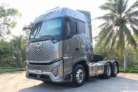 High Torque CNG-tractor met luchtophanging 6,8x2,5x3,8m en sleephalve aanhangwagen