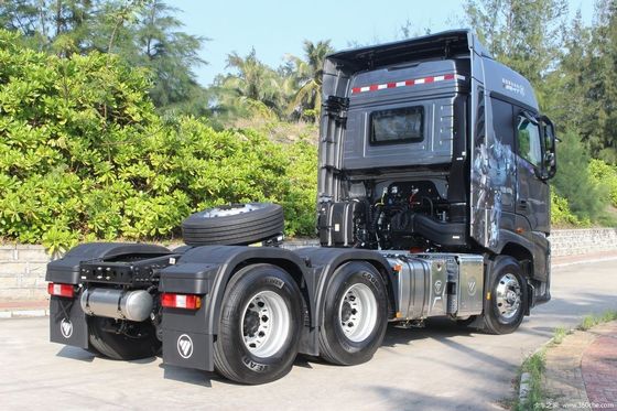 High Torque CNG-tractor met luchtophanging 6,8x2,5x3,8m en sleephalve aanhangwagen