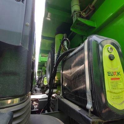 Gepersonaliseerde Euro 5-gebruikte zware vrachtwagen voor het veilig vervoeren van tweedehands goederen