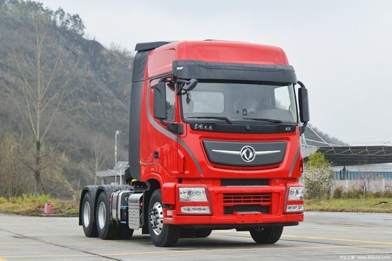 Laadcapaciteit van 31-40 ton Bekijk onze zware 420 pk trekker met luchtvering