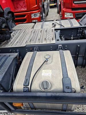 Stevige dumptruck chassisbasis met pakketgrootte van 670,00cm * 255,00cm * 3850,00cm