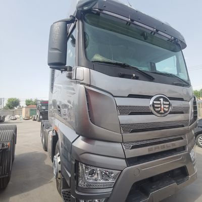 Gebruikte FAW G7 vrachtwagen met een laadvermogen van 31-40 ton en een design met buisloze banden