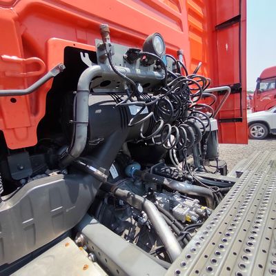 Sinotruk Gebruikte tweedehands HOWO Transport vrachtwagen Zware vrachtwagen CNG 6X4 Traktor vrachtwagen