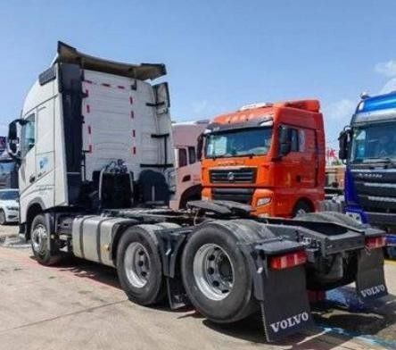 Volvo prime s Gebruikte tractor Opgewaardeerd tot 460 pk 6X2r National V met hydraulisch stuur
