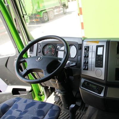 Aanpassing voor zware Sinotruk Chassis Renovated Dump Truck Scaman F3000 6X4
