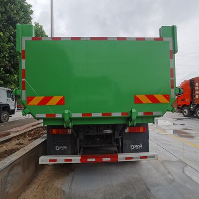 Elektrisch bediende vuilniswagen met Sinotruk-chassis Shacman en airconditionercabine
