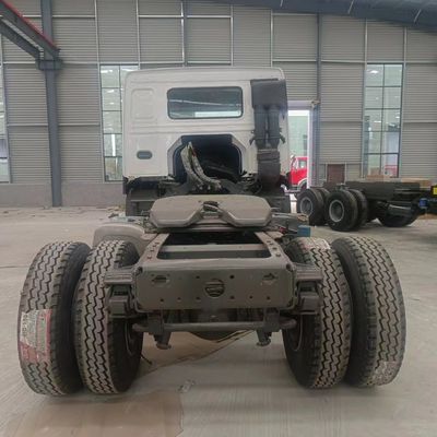 Sinotruk Haowo lichte trekker aanhanger met motorvermogen&gt; 8L en ISO-certificering