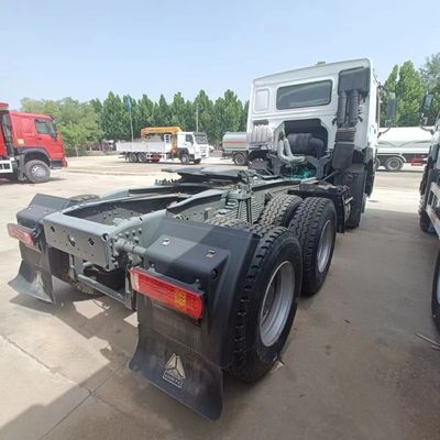 Aanpassing in Afrika Sinotruk HOWO 371HP 6X4 10 Wheeler Trailer Head Tractor Truck