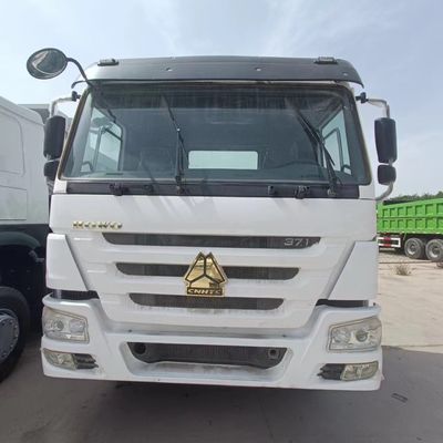 Aanpassing in Afrika Sinotruk HOWO 371HP 6X4 10 Wheeler Trailer Head Tractor Truck