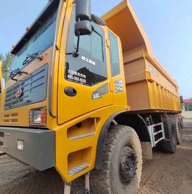 Handgestuurde zware dumper op Sinotruk-chassis met bediend stuur