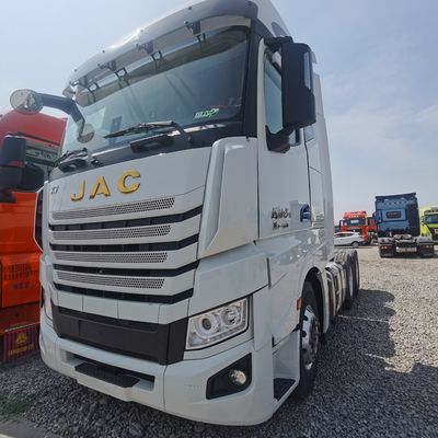 Dongfeng Shacman 7 ton aanhangwagen met 400 liter brandstoftank en automatische transmissie