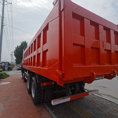 Sinotruk Chassis 6X4 Dump Truck met banden en hydraulisch stuur 351-450 pk