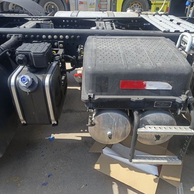 470 pk 6X4 Traktor Truck Northern Edition Edition met en sleephalve aanhangwagen