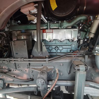 12100.000kg Gebruikte zware trekker met Sinotruk-chassis en 28V-1500 Kw alternator