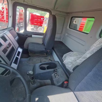 Zware Sinotruk-chassis dumptruck met voorste opheffingsvorm en hydraulisch stuur