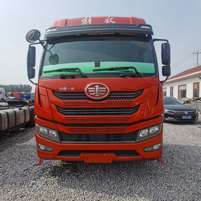 Handgestuurde 600L-brandstofcapaciteit zware trekker met sleephalve aanhangwagen