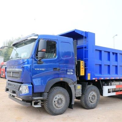 Sinotruk HOWO T7h trekkermotor met luchtophangingstoel 440 pk en 1000 liter brandstoftank