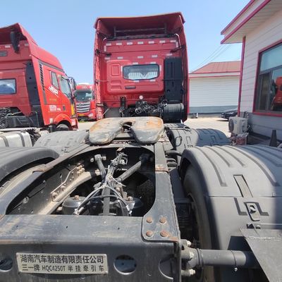 Banden en Sinotruk Chassis Multifunktionaal vervoerder voor havenvervoer op maat