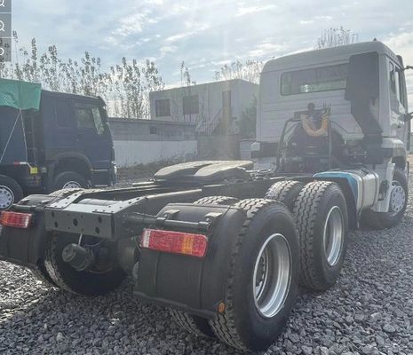 6 maanden Shacman 400 pk zware trekker met stuurstoel met luchtophanging en ≤5 stoelen