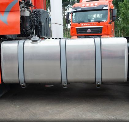 Hydraulisch stuur Sinotruck 6X4 Traktor voor het slepen van Semi-trailer Gebruikte trekkertruck