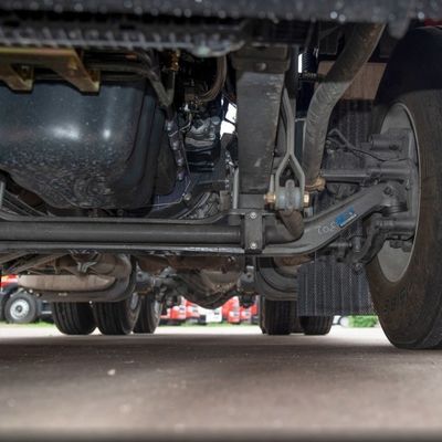 Luchtophangingszitje en 600L brandstoftank Perfecte combinatie voor het slepen van een halve aanhangwagen